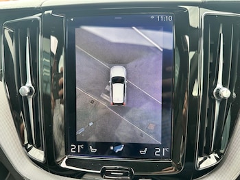 Used Volvo XC60 2019 for sale - 79325282: Photo