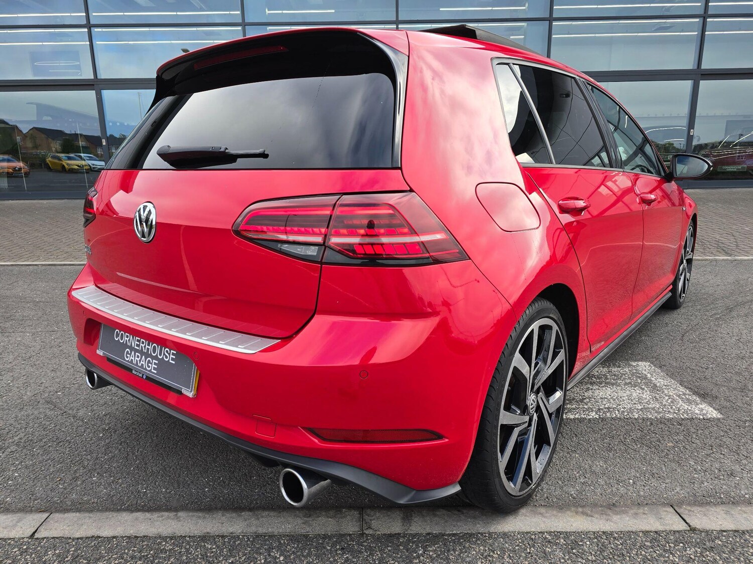 Used Volkswagen Golf 2017 for sale - 77784562: Photo 32