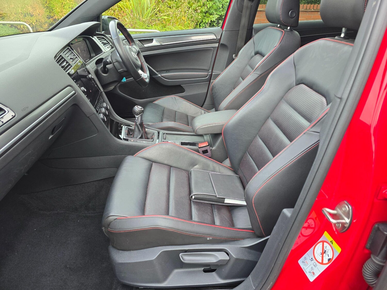 Used Volkswagen Golf 2017 for sale - 77784562: Photo 9