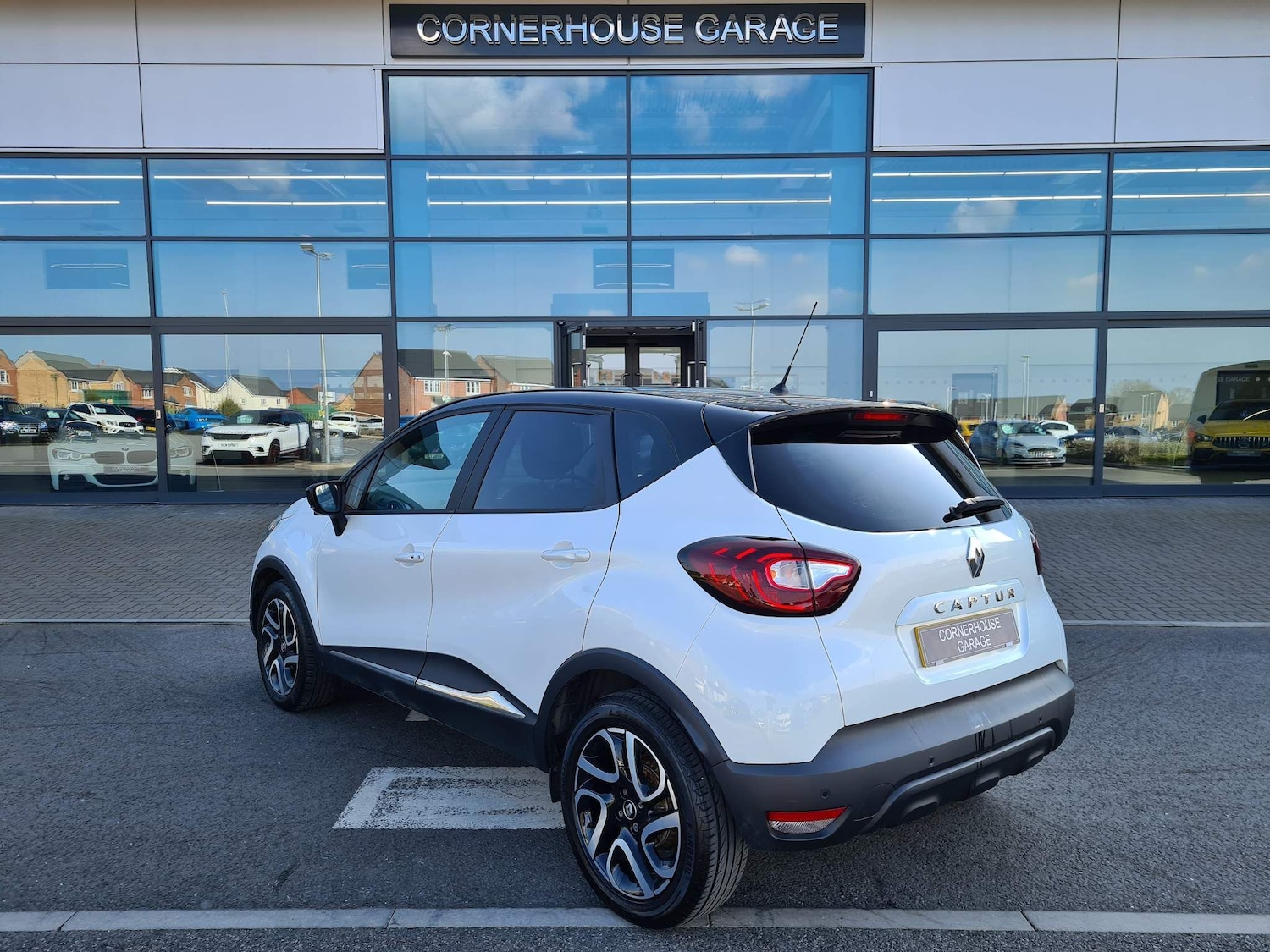 Used Renault Captur 2018 for sale - 64489699: Photo 18