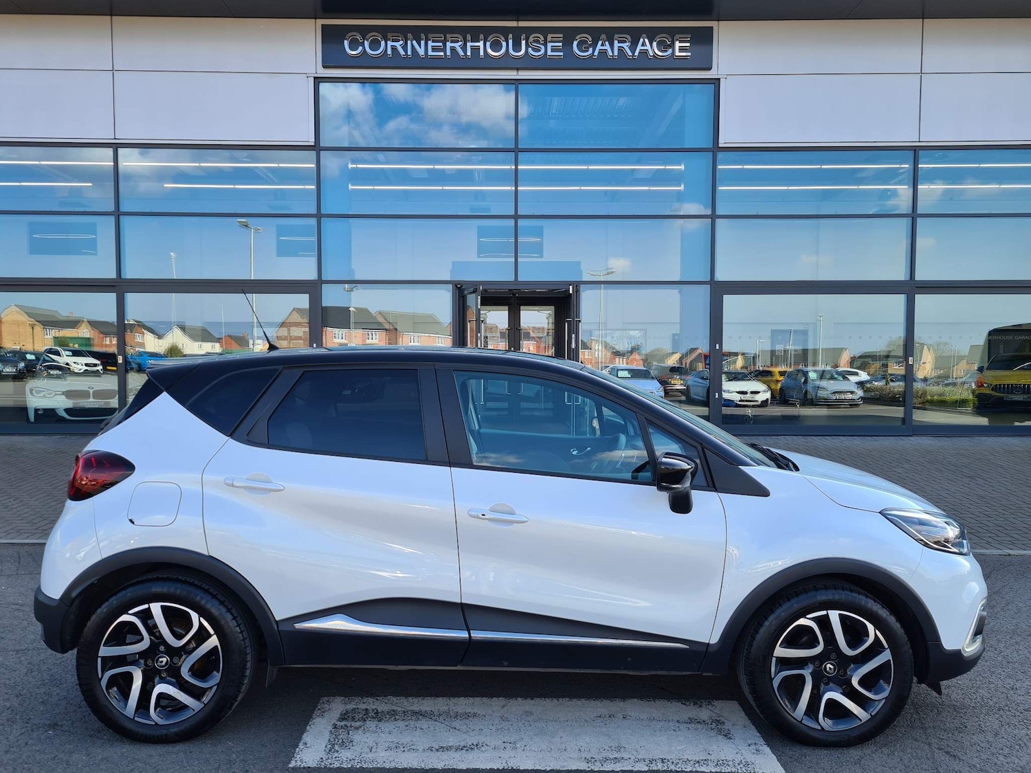 Used Renault Captur 2018 for sale - 64489699: Photo 29