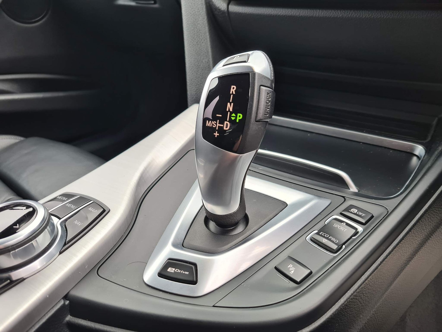 Used BMW 3 Series 2018 for sale - 65498540: Photo 39