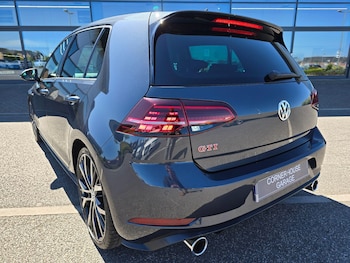 Used Volkswagen Golf 2018 for sale - 78375887: Photo