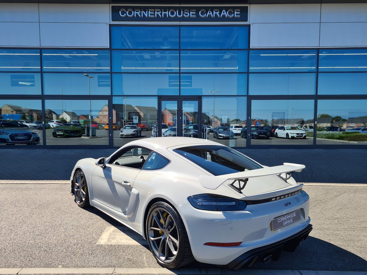 Used Porsche Cayman 2019 for sale - 63806418: Photo 9
