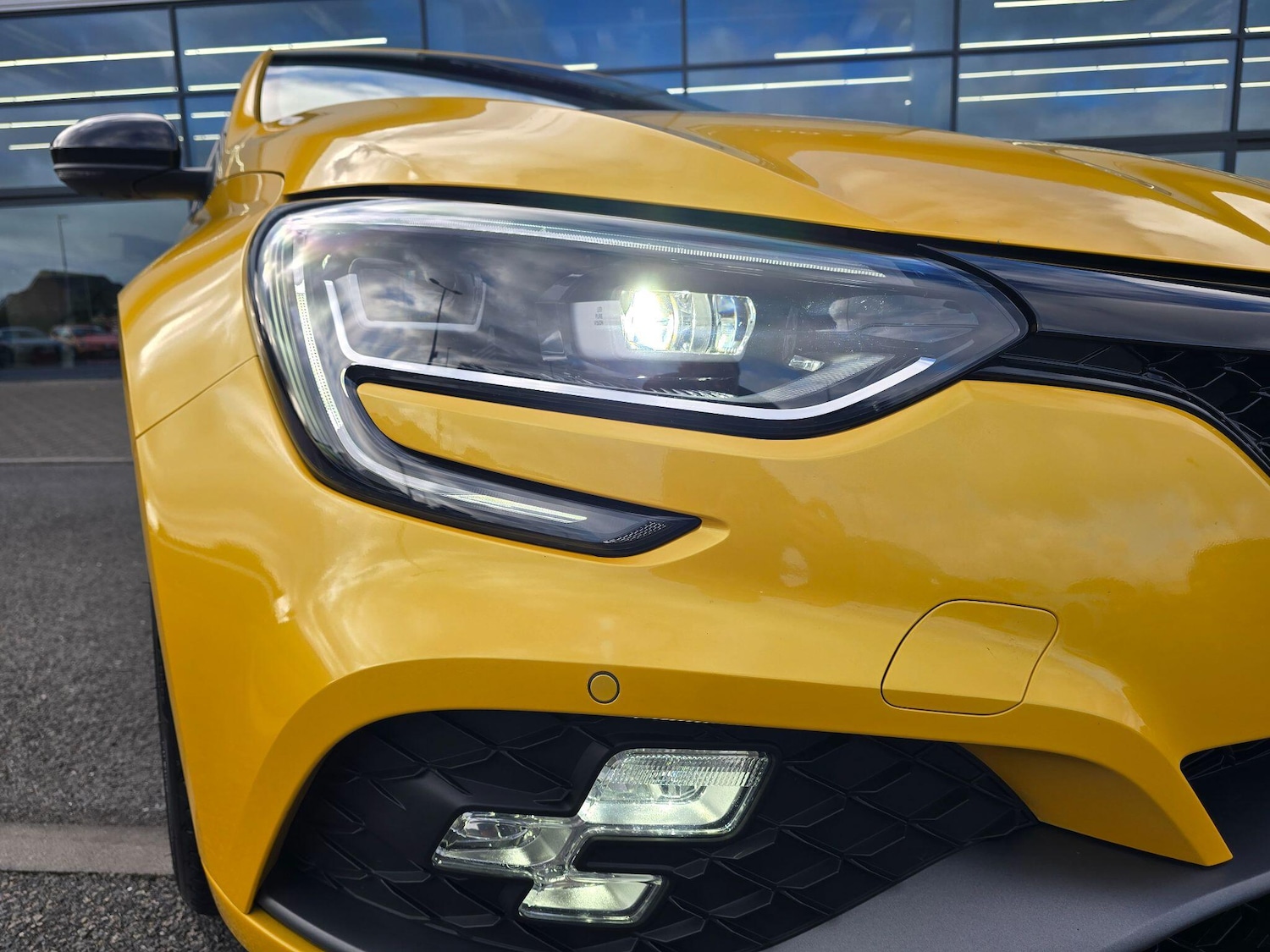 Used Renault Megane 2019 for sale - 77427583: Photo 32