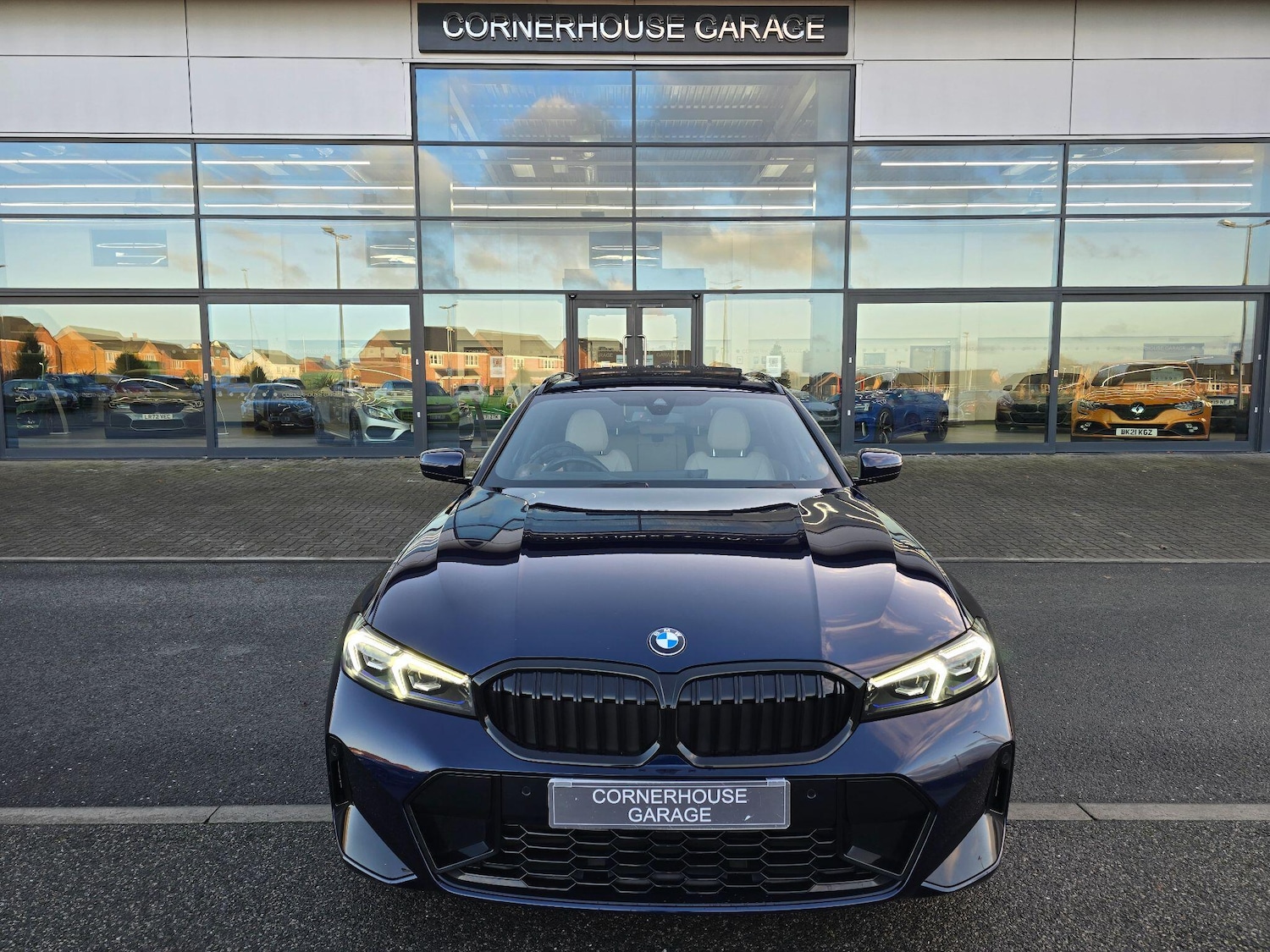 Used BMW 3 Series 2023 for sale - 77427638: Photo 11