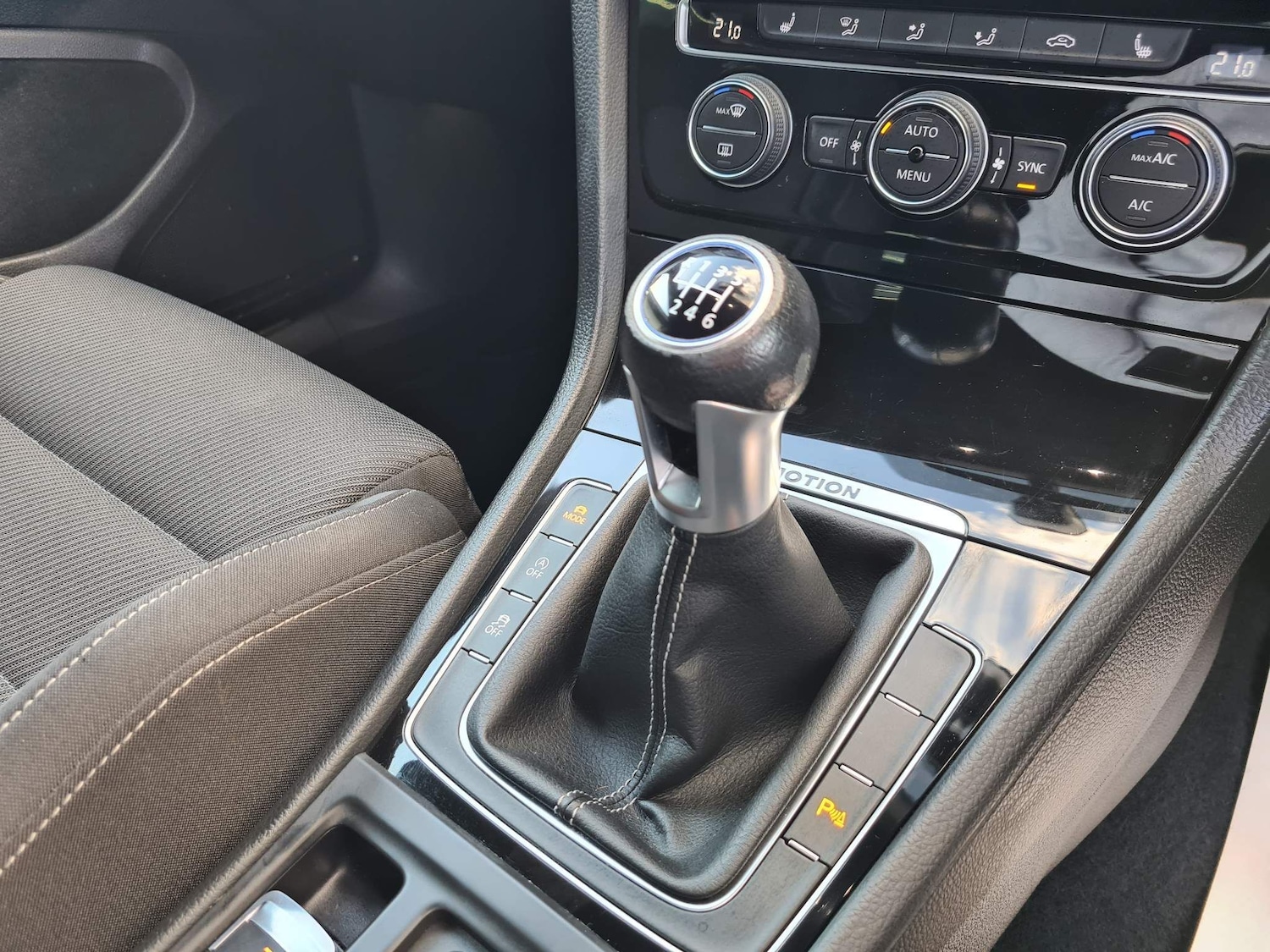 Used Volkswagen Golf for sale - 64265966: Photo 39