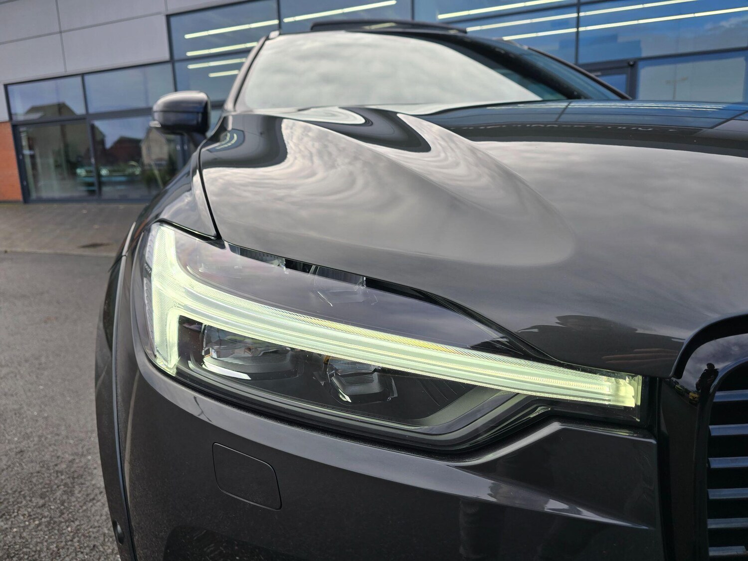 Used Volvo XC60 2021 for sale - 77427647: Photo 33