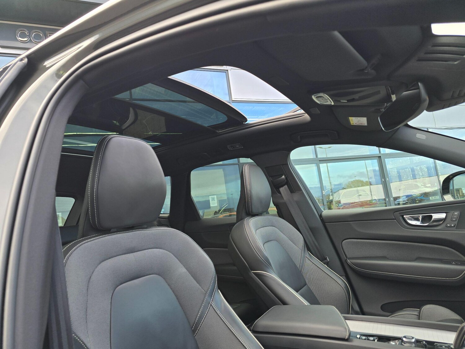 Used Volvo XC60 2021 for sale - 77427647: Photo 37