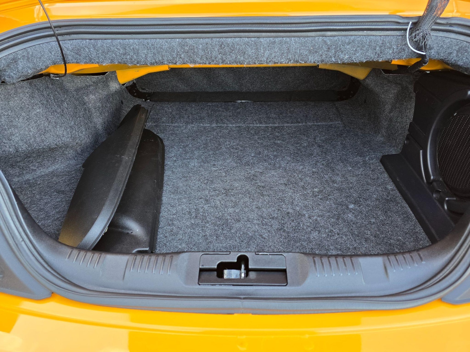 Used Ford Mustang 2018 for sale - 77427632: Photo 23