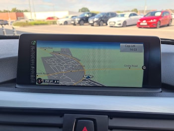 Used BMW 3 Series 2015 for sale - 63944646: Photo