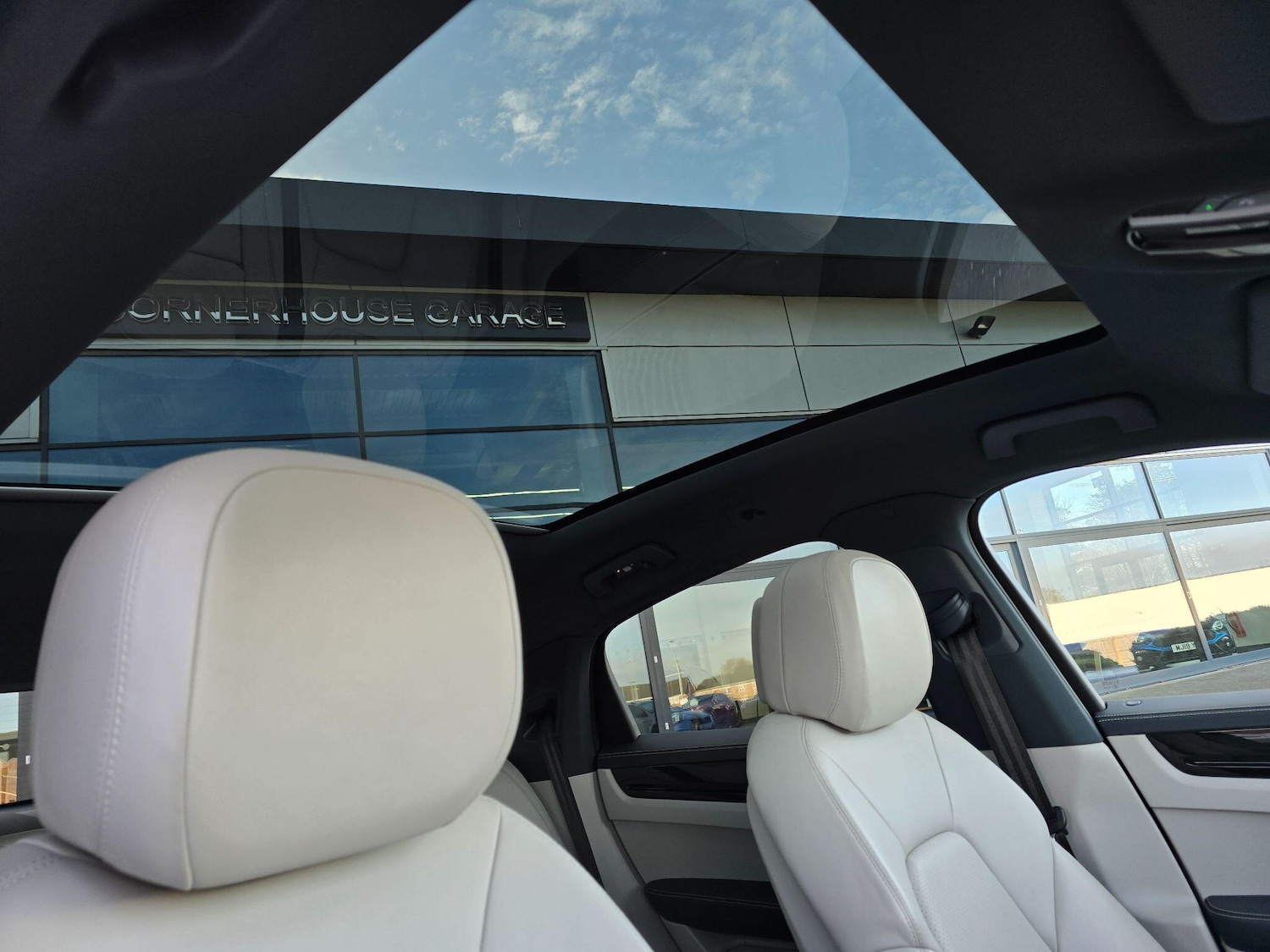 Used Porsche Cayenne 2020 for sale - 77427623: Photo 2