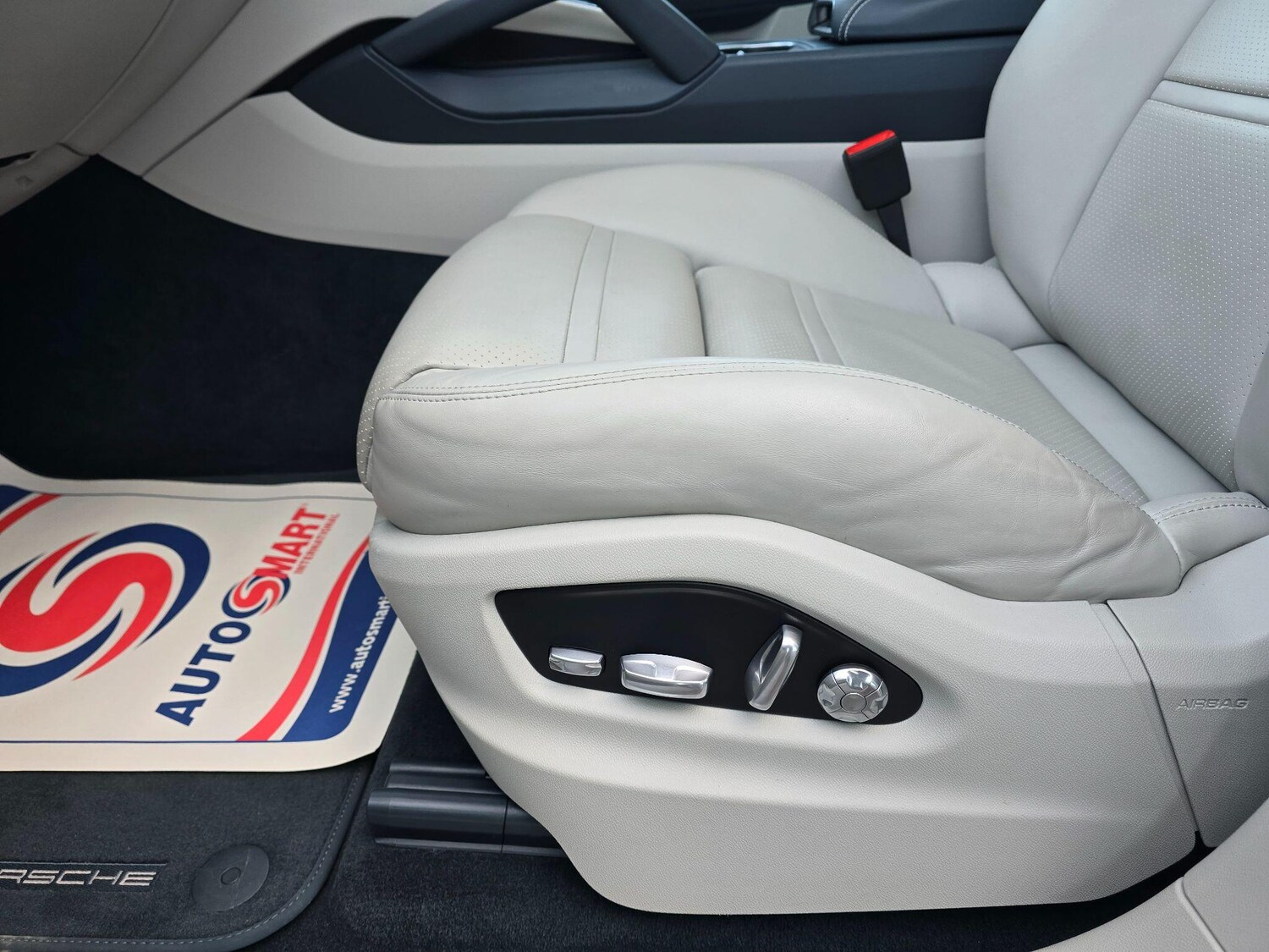 Used Porsche Cayenne 2020 for sale - 77427623: Photo 42