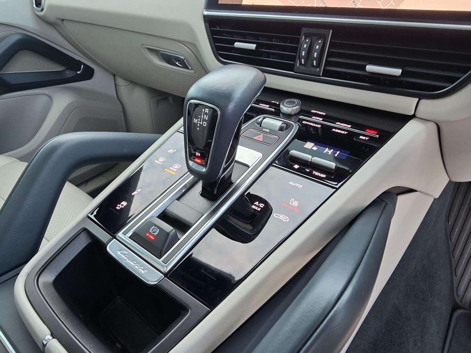 Used Porsche Cayenne 2020 for sale - 77427623: Photo 44