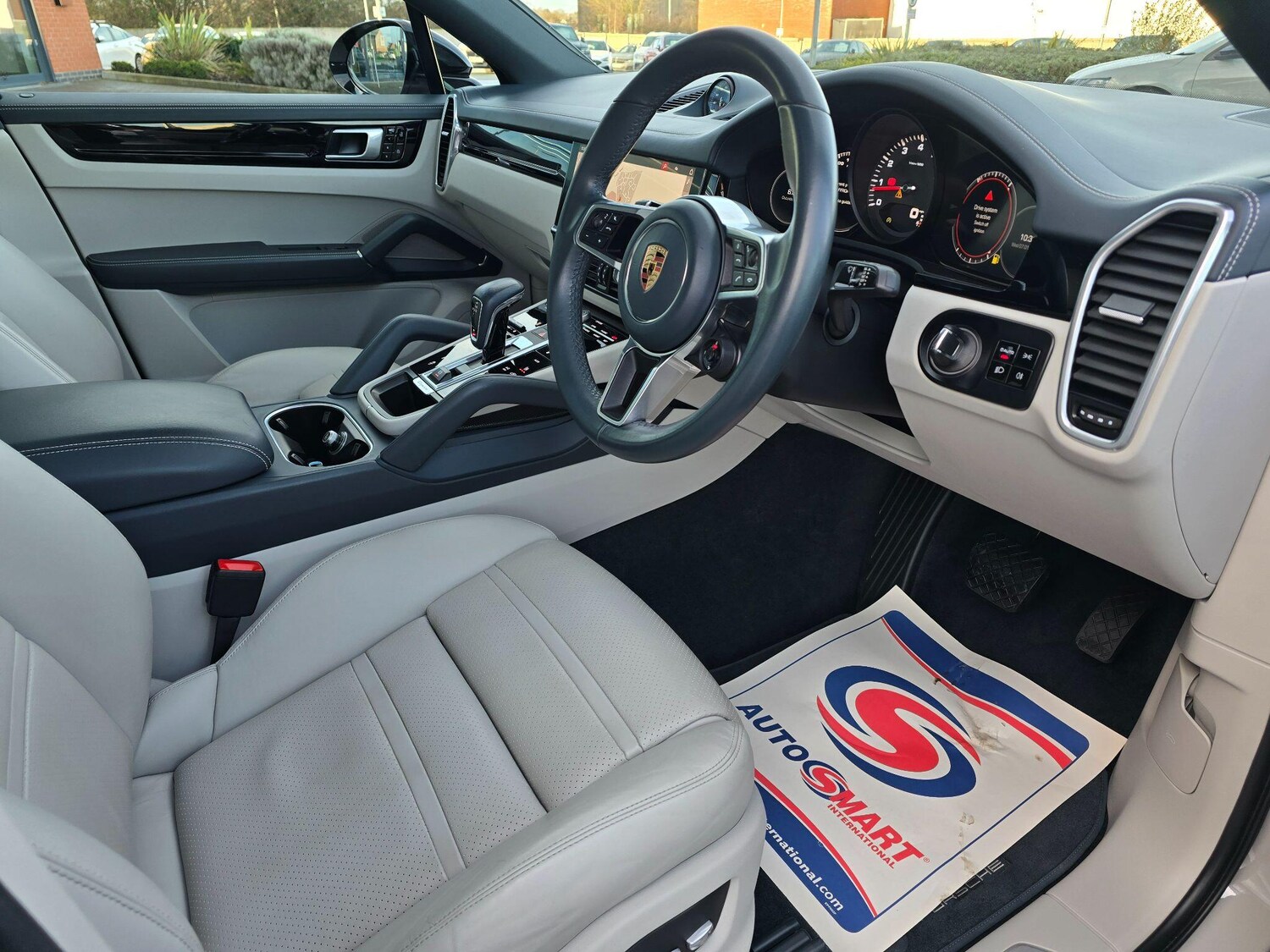 Used Porsche Cayenne 2020 for sale - 77427623: Photo 6