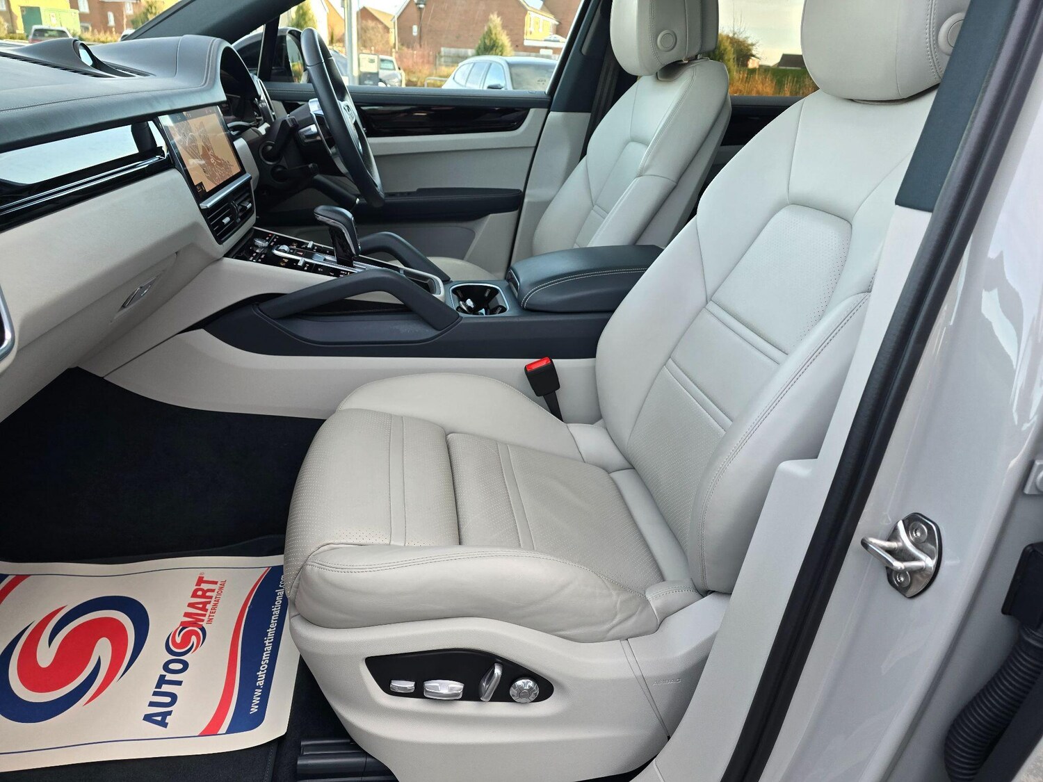 Used Porsche Cayenne 2020 for sale - 77427623: Photo 9