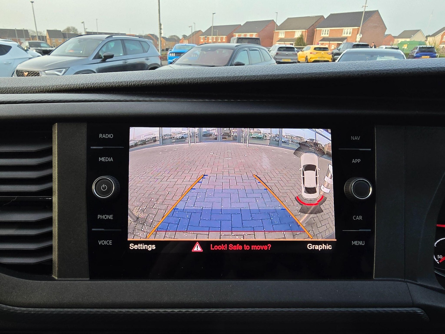 Used Volkswagen Transporter 2024 for sale - 77768718: Photo 4