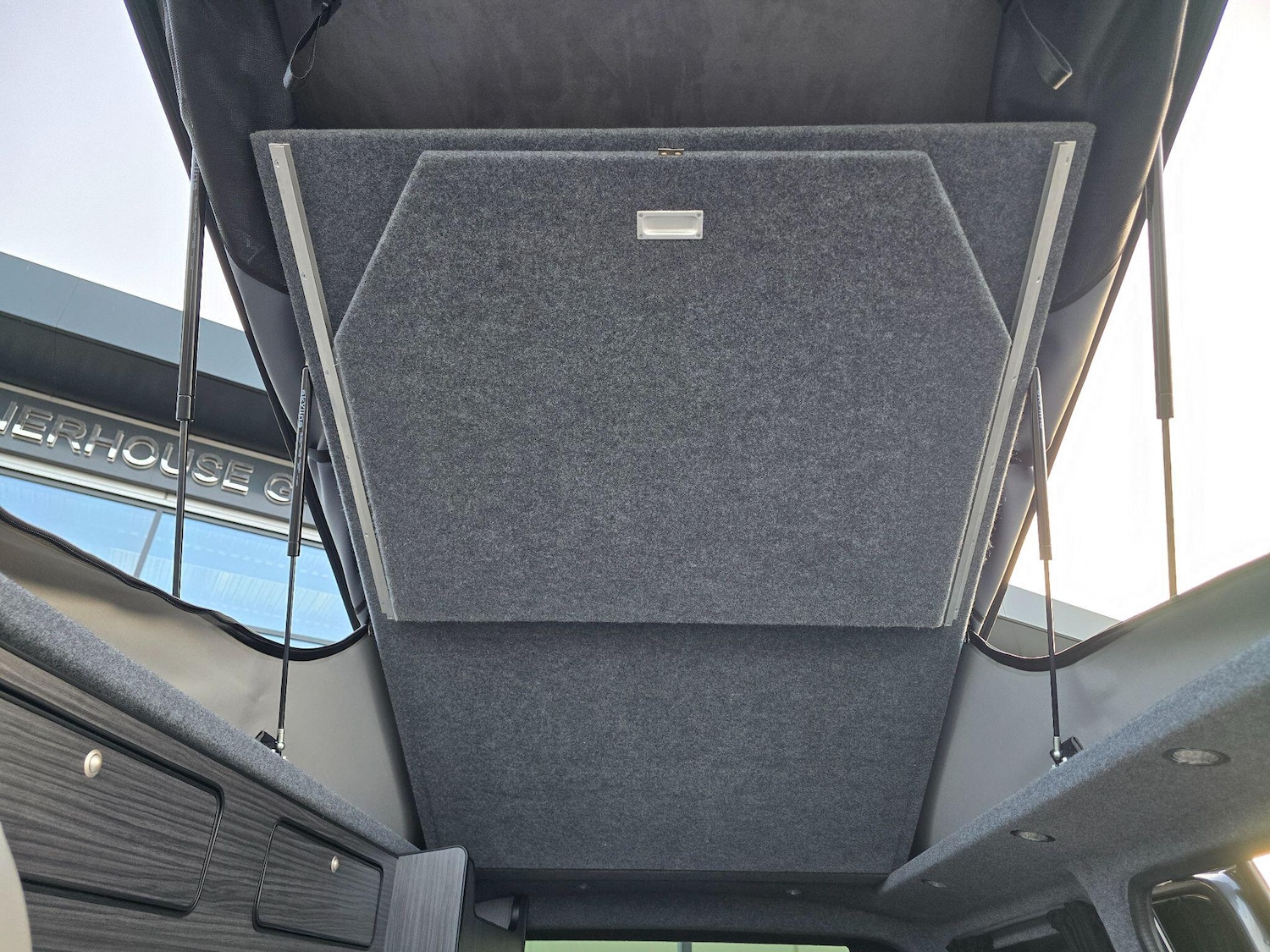 Used Volkswagen Transporter 2024 for sale - 77768718: Photo 40