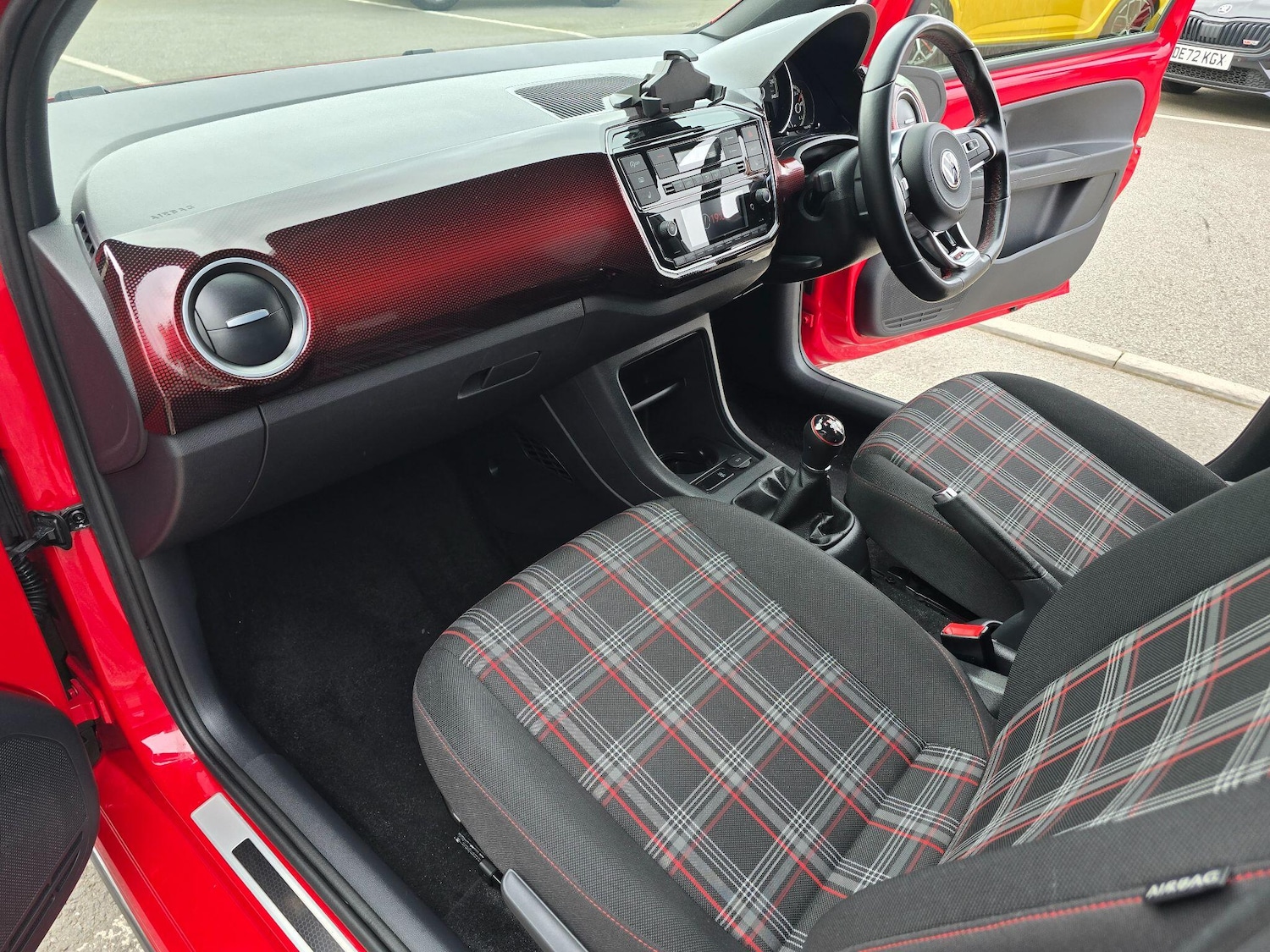 Used Volkswagen up! 2020 for sale - 78019511: Photo 9