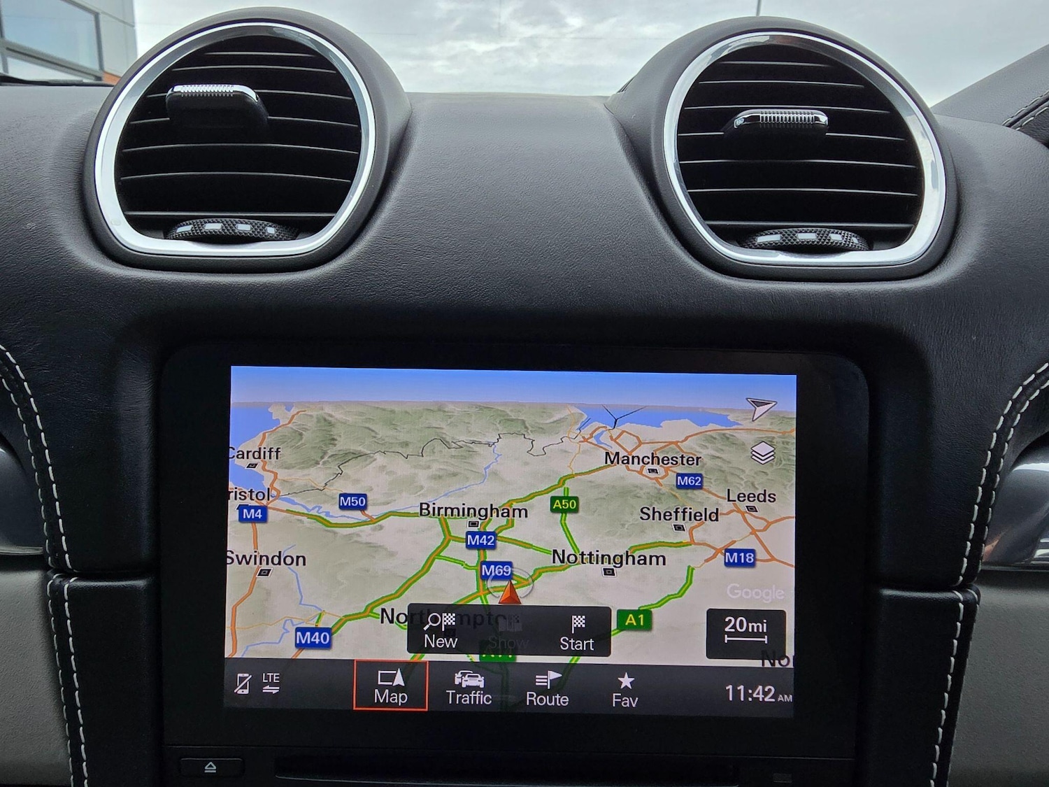 Used Porsche Cayman 2021 for sale - 77427624: Photo 2