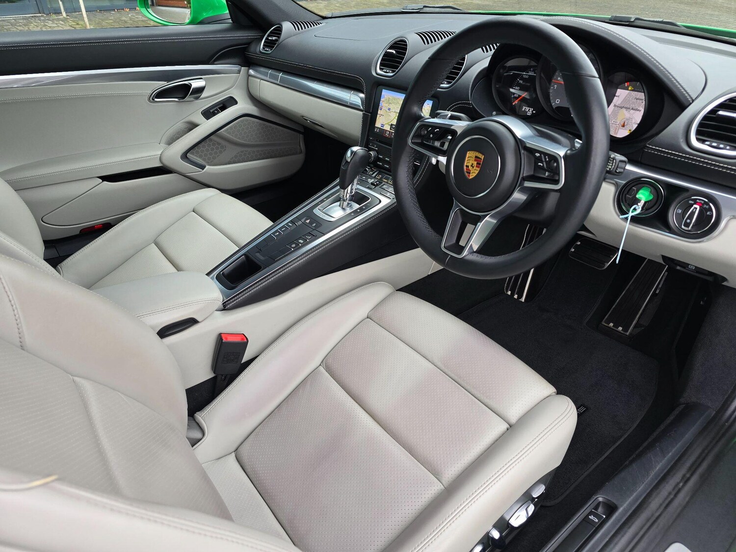 Used Porsche Cayman 2021 for sale - 77427624: Photo 6