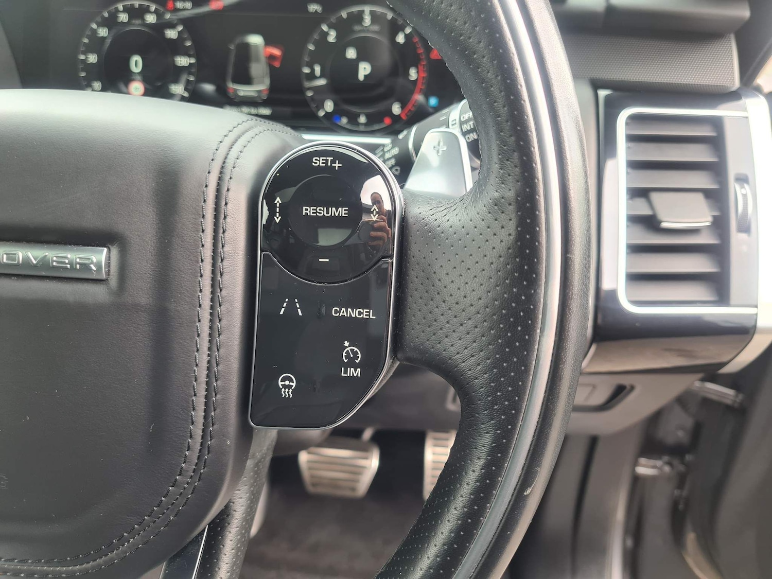 Used Land Rover Range Rover Sport 2018 for sale - 62722880: Photo 17