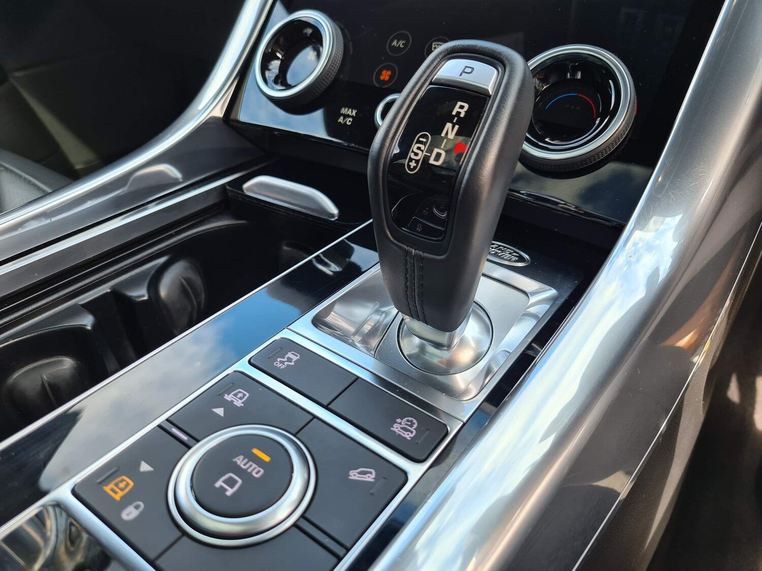 Used Land Rover Range Rover Sport 2018 for sale - 62722880: Photo 61