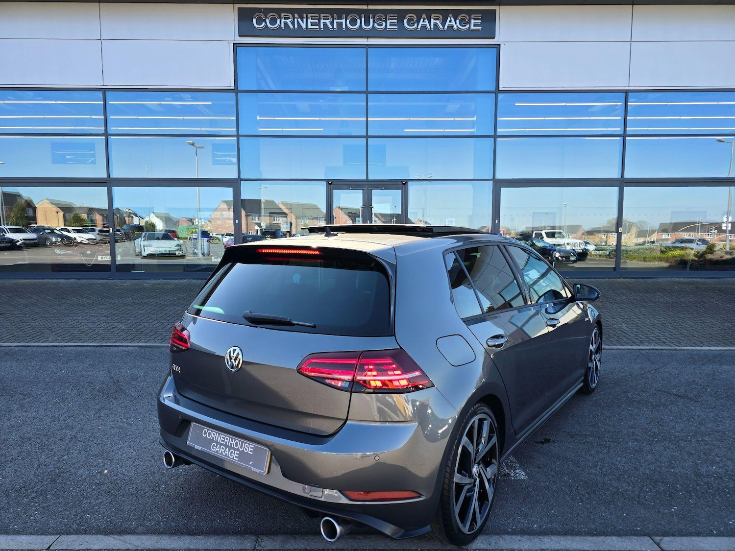 Used Volkswagen Golf 2017 for sale - 77993077: Photo 16