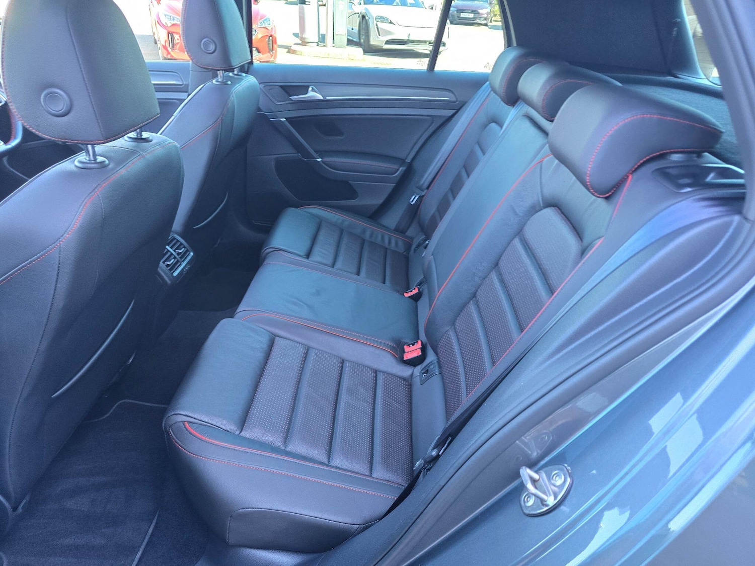 Used Volkswagen Golf 2017 for sale - 77993077: Photo 20