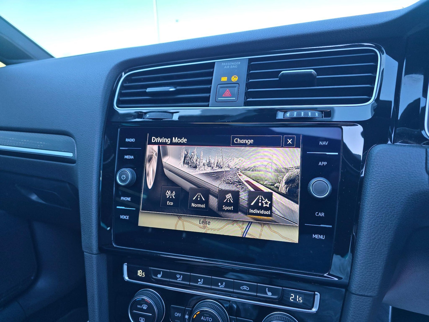 Used Volkswagen Golf 2017 for sale - 77993077: Photo 35