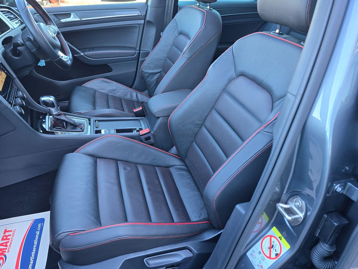 Used Volkswagen Golf 2017 for sale - 77993077: Photo 7