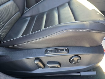 Used Volkswagen Golf 2019 for sale - 78548081: Photo