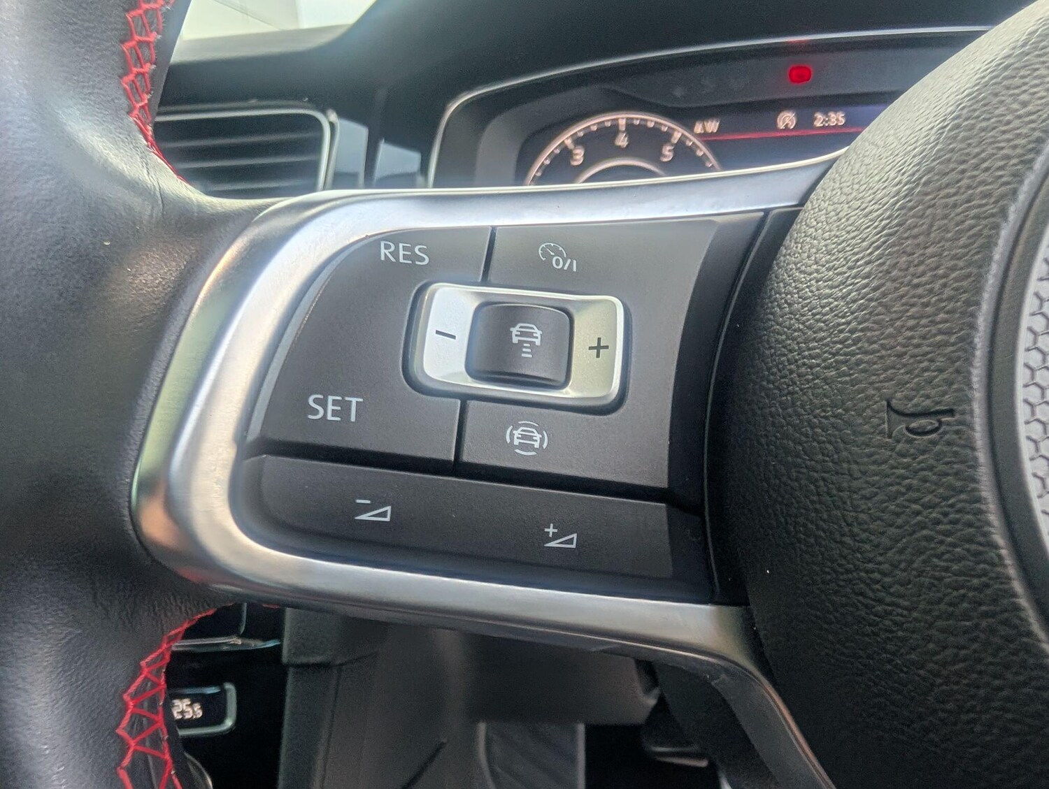 Used Volkswagen Golf for sale - 77940079: Photo 32