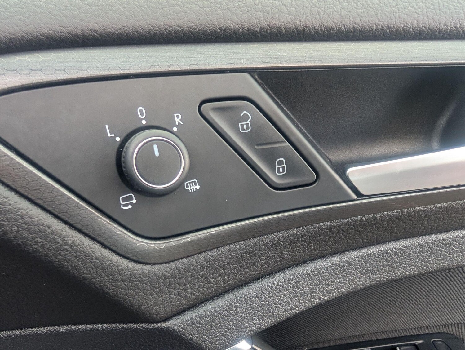 Used Volkswagen Golf for sale - 77940079: Photo 33