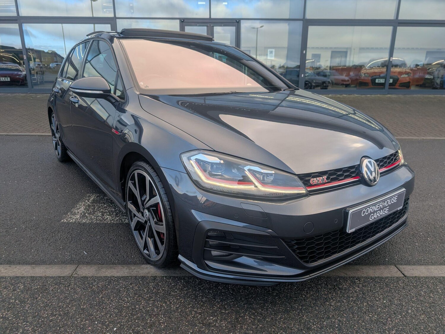 Used Volkswagen Golf for sale - 77940079: Photo 6