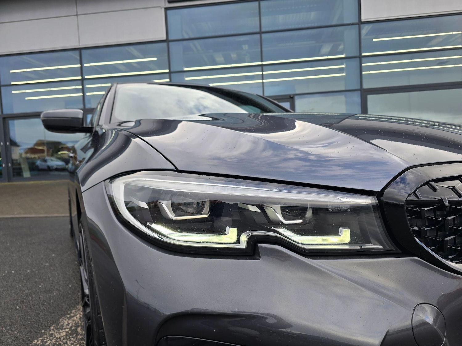 Used BMW 3 Series 2019 for sale - 77625138: Photo 32