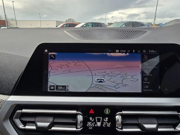 Used BMW 3 Series 2019 for sale - 77625138: Photo