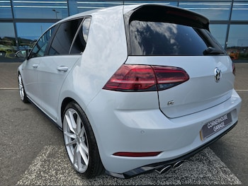 Used Volkswagen Golf 2018 for sale - 79025882: Photo