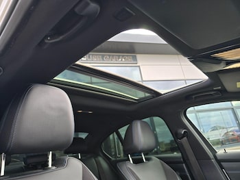 Used BMW 3 Series 2023 for sale - 78377185: Photo