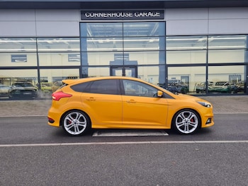 Used Ford Focus 2017 for sale - 64909695: Photo