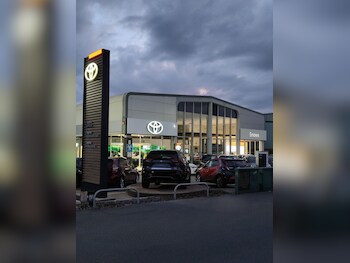 Used Toyota Yaris 2025 for sale - 77457719: Photo