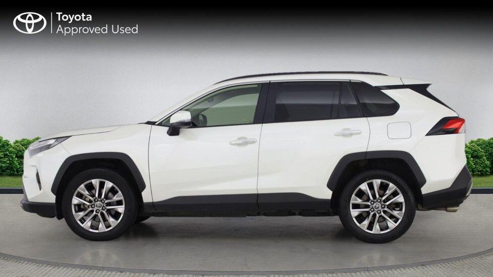 Used Toyota RAV4 2022 for sale - 76696933: Photo 8