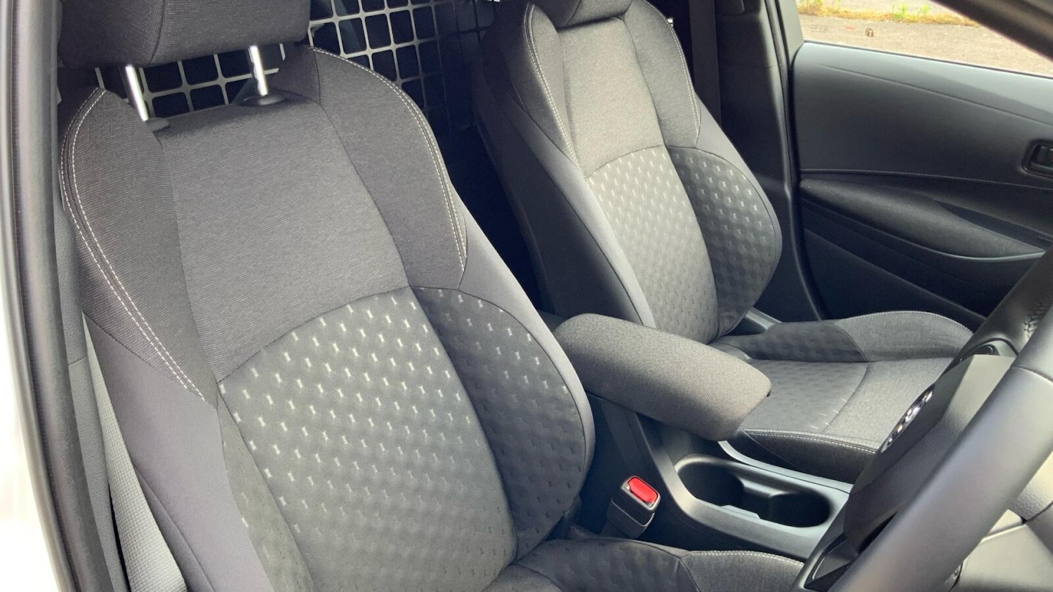 Used Toyota Corolla 2025 for sale - 76678935: Photo 25