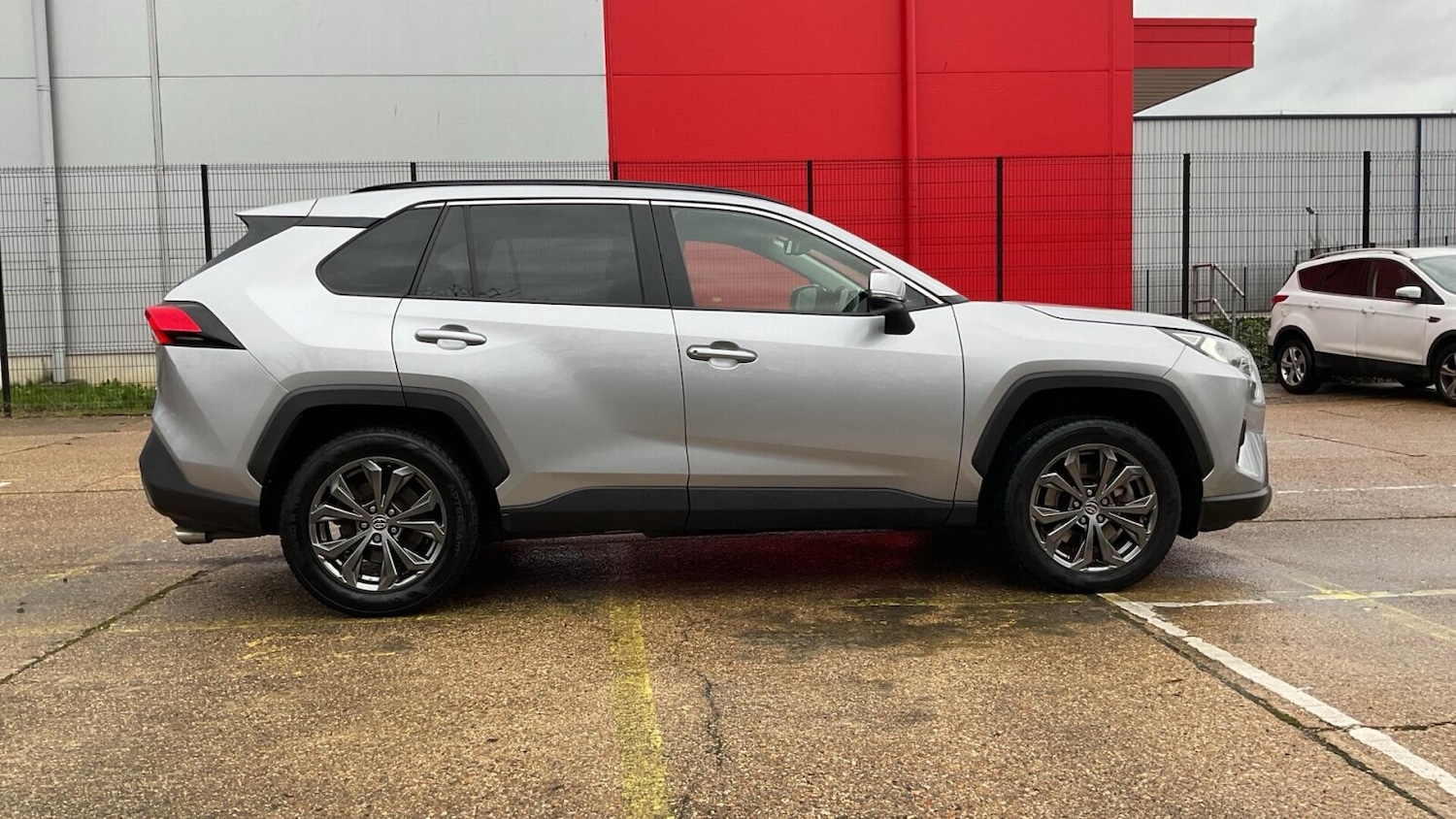 Used Toyota RAV4 2022 for sale - 77171014: Photo 18