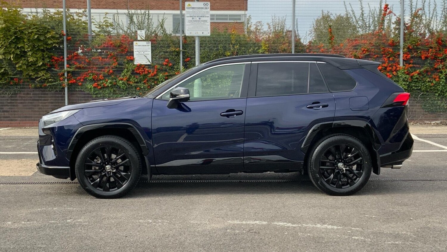 Used Toyota RAV4 2023 for sale - 76676312: Photo 20