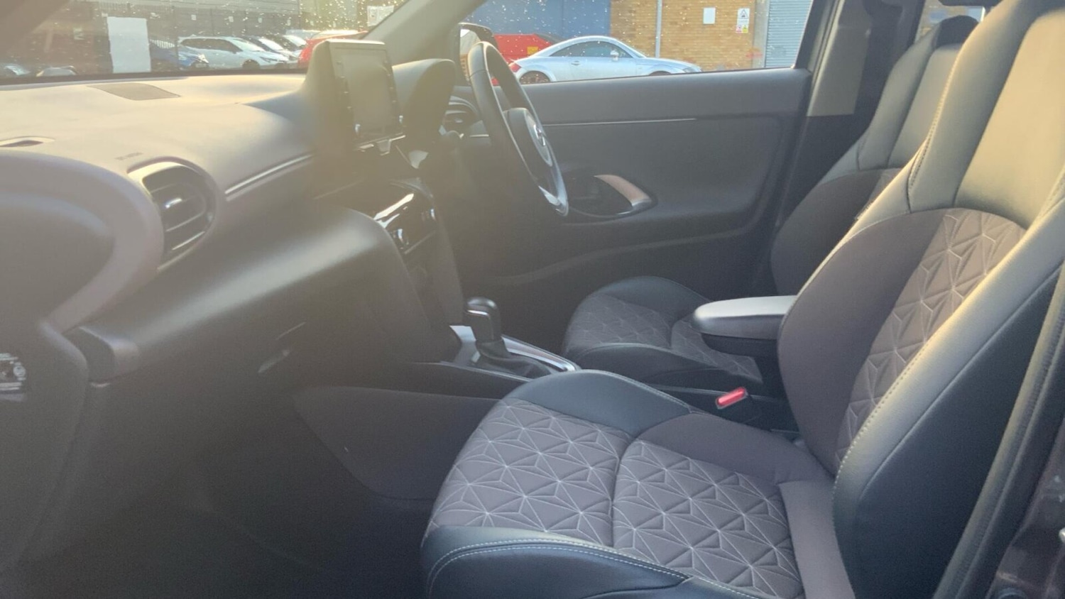 Used Toyota Yaris Cross 2022 for sale - 78059474: Photo 18