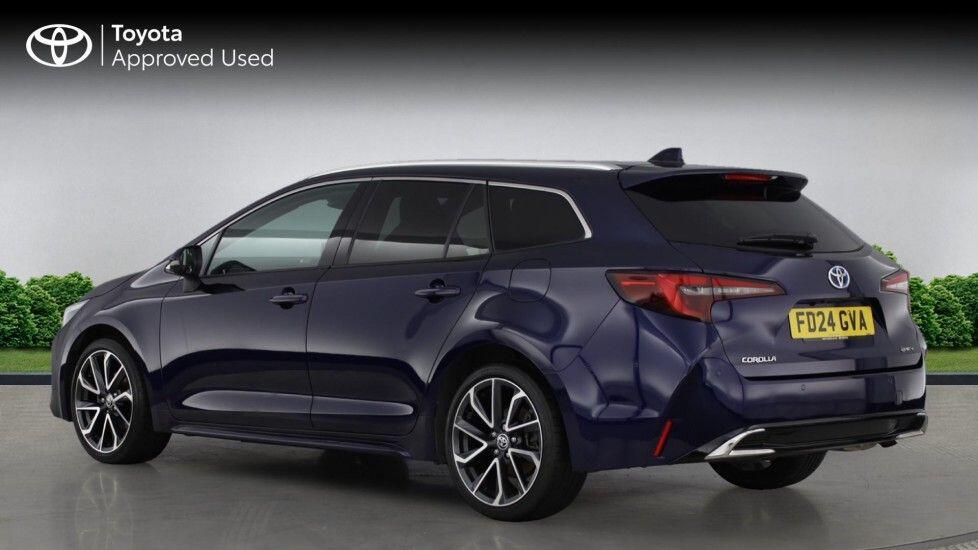 Used Toyota Corolla 2024 for sale - 76677350: Photo 2