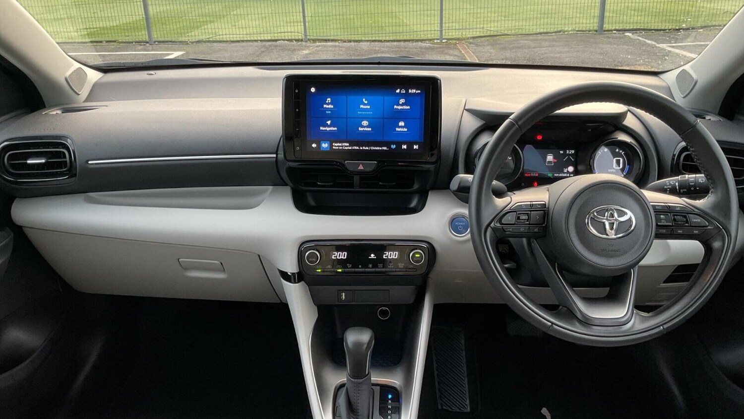 Used Toyota Yaris 2022 for sale - 76696946: Photo 8