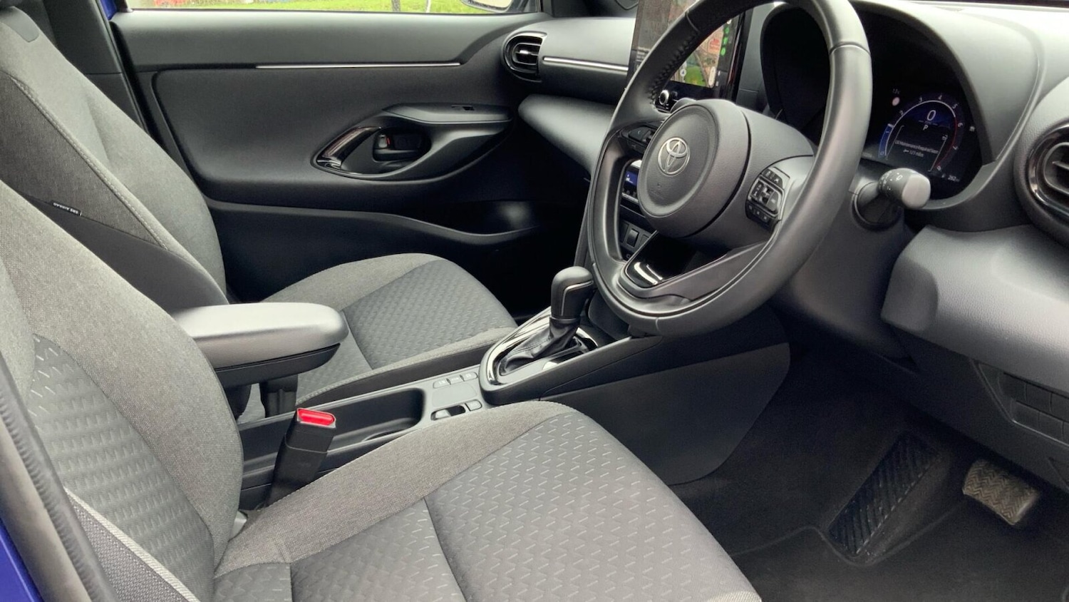 Used Toyota Yaris Cross 2025 for sale - 77733108: Photo 15