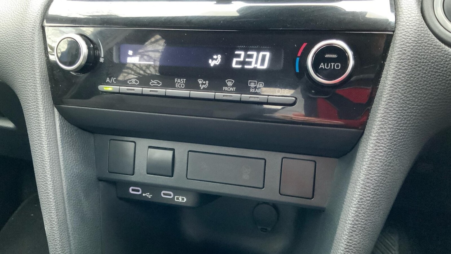 Used Toyota Yaris Cross 2025 for sale - 77733108: Photo 25